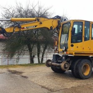 foto 18t zweiwege bahn mobil bagger Terex 1404 ZW nur export